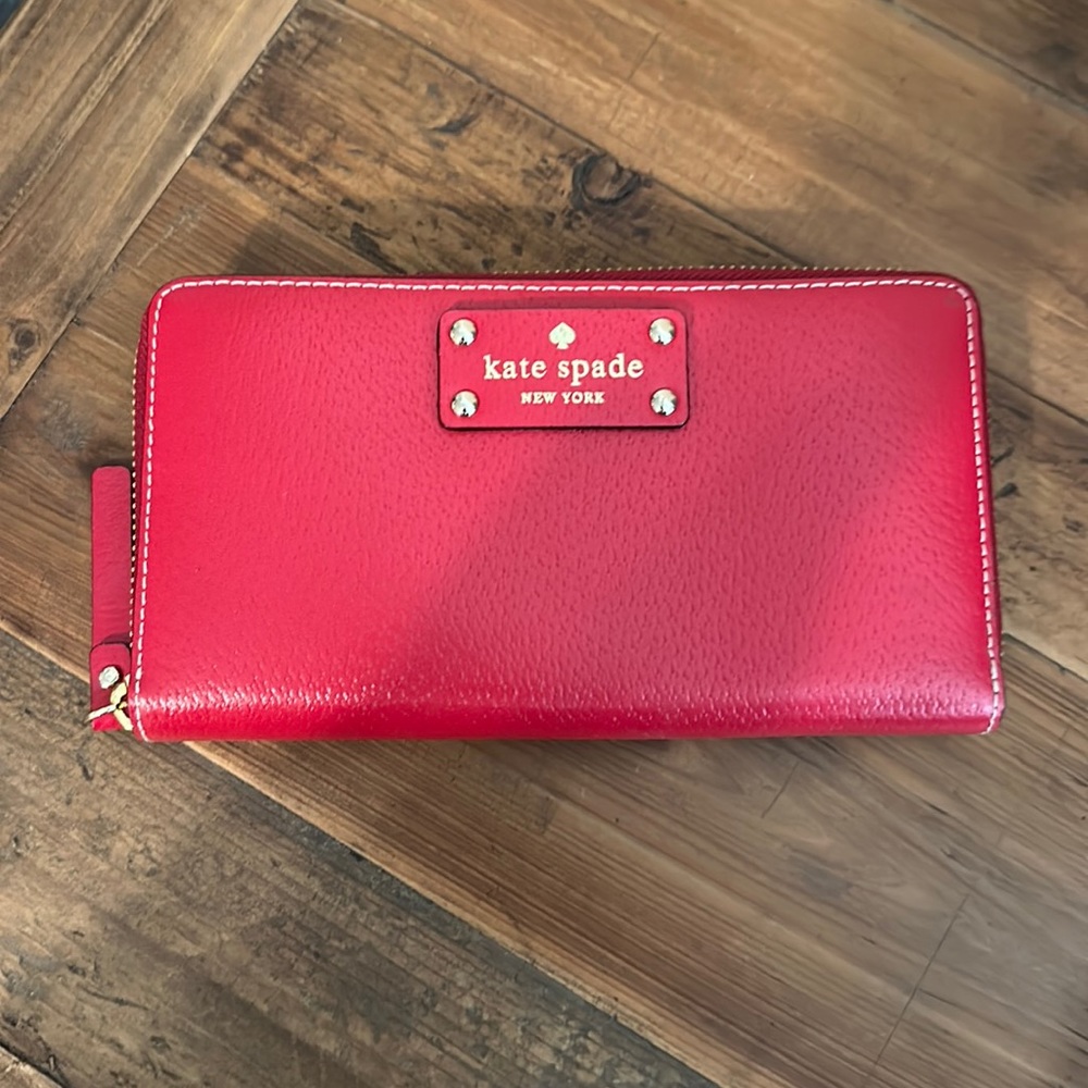 KATE SPADE ZIPPY WALLET | NWOT
